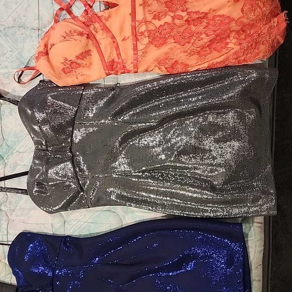 Bebe and Guess party dresses - Picture 3 of 6